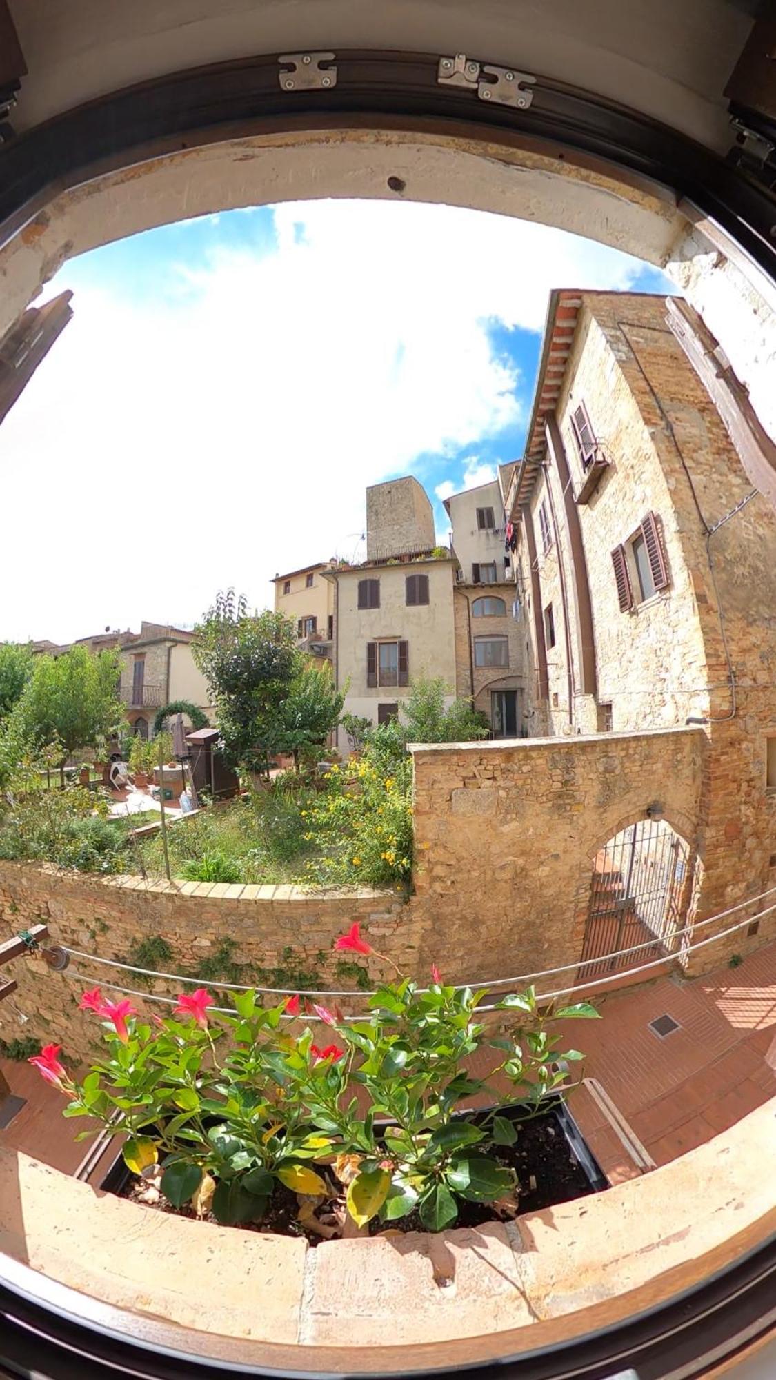 Casa Nel Centro Storico Daire San Gimignano Dış mekan fotoğraf